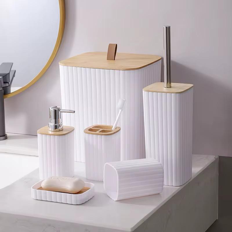 Ensemble d'accessoires de salle de bain en résine de poly et bambou - 6 pièces