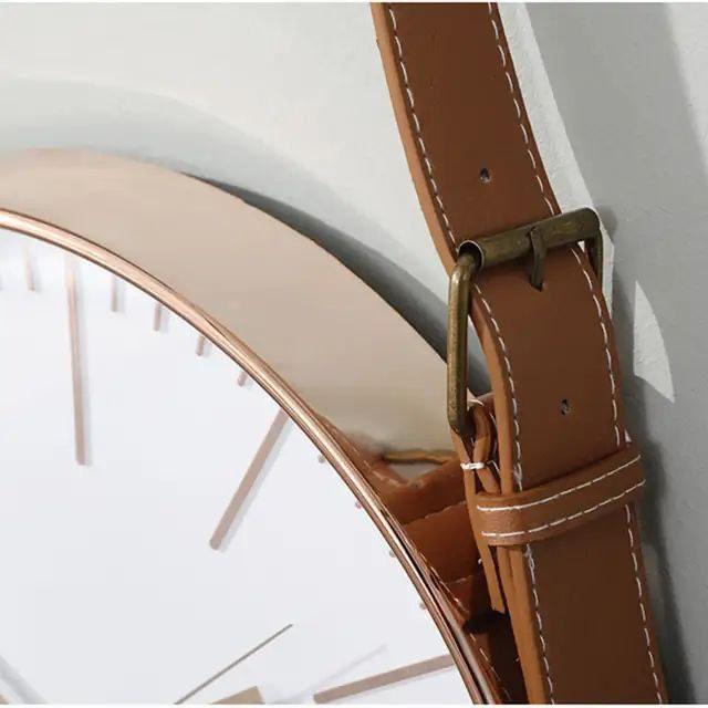 Horloge murale au design moderne avec bracelet en cuir – Une touche décorative élégante pour la maison